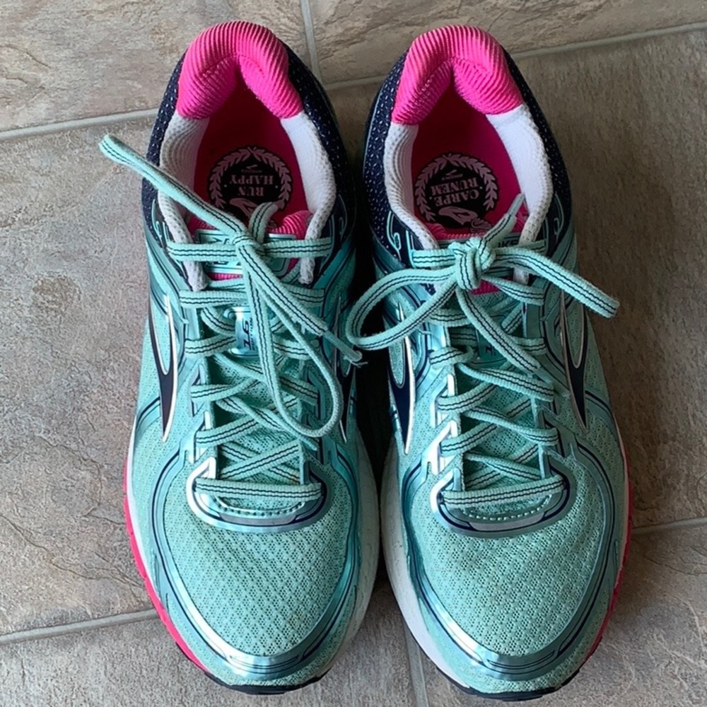 Brooks Adrenaline GTS-16
